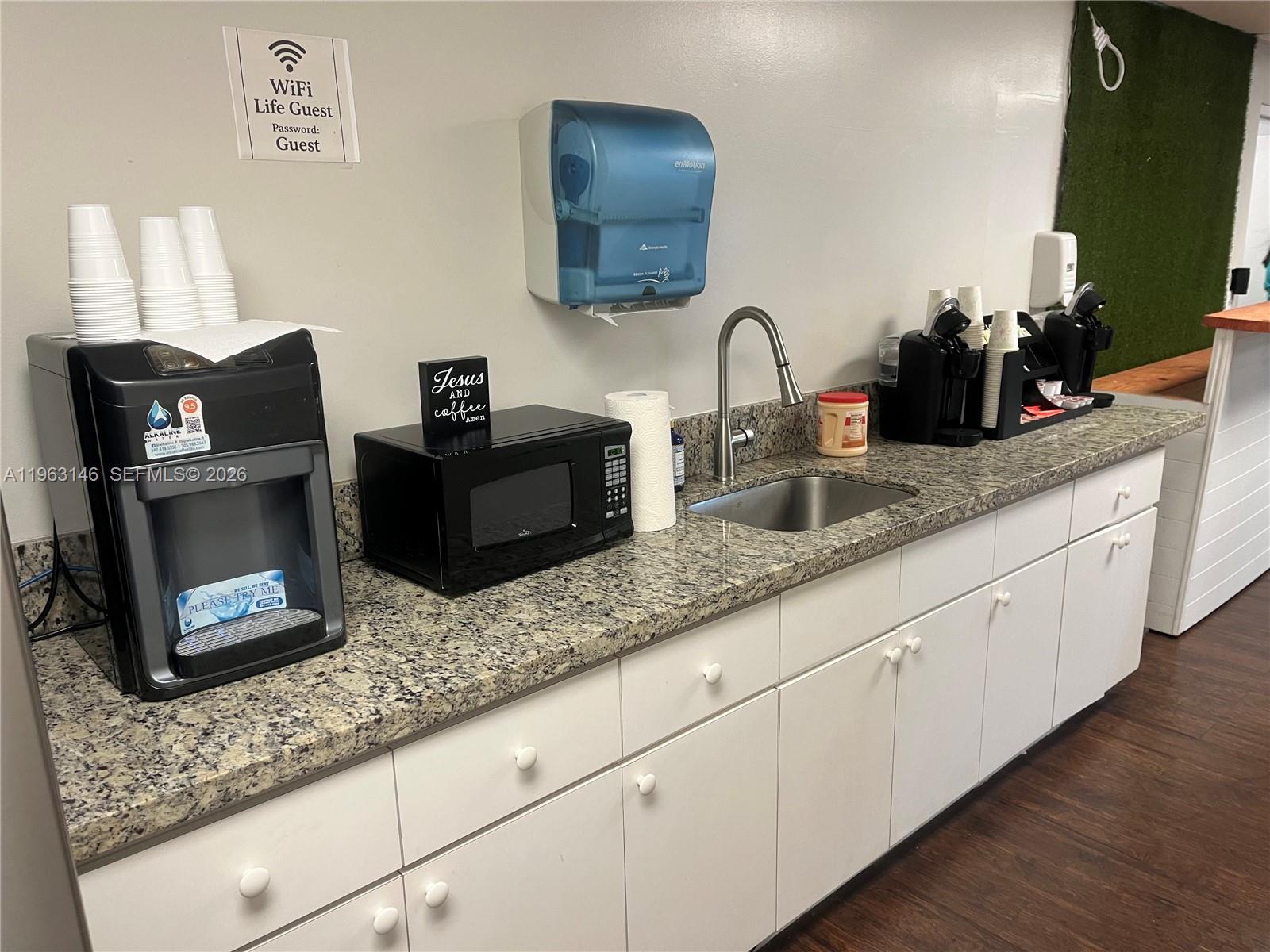 See details / sq. ft. $ 2026-02-10 0 Photo