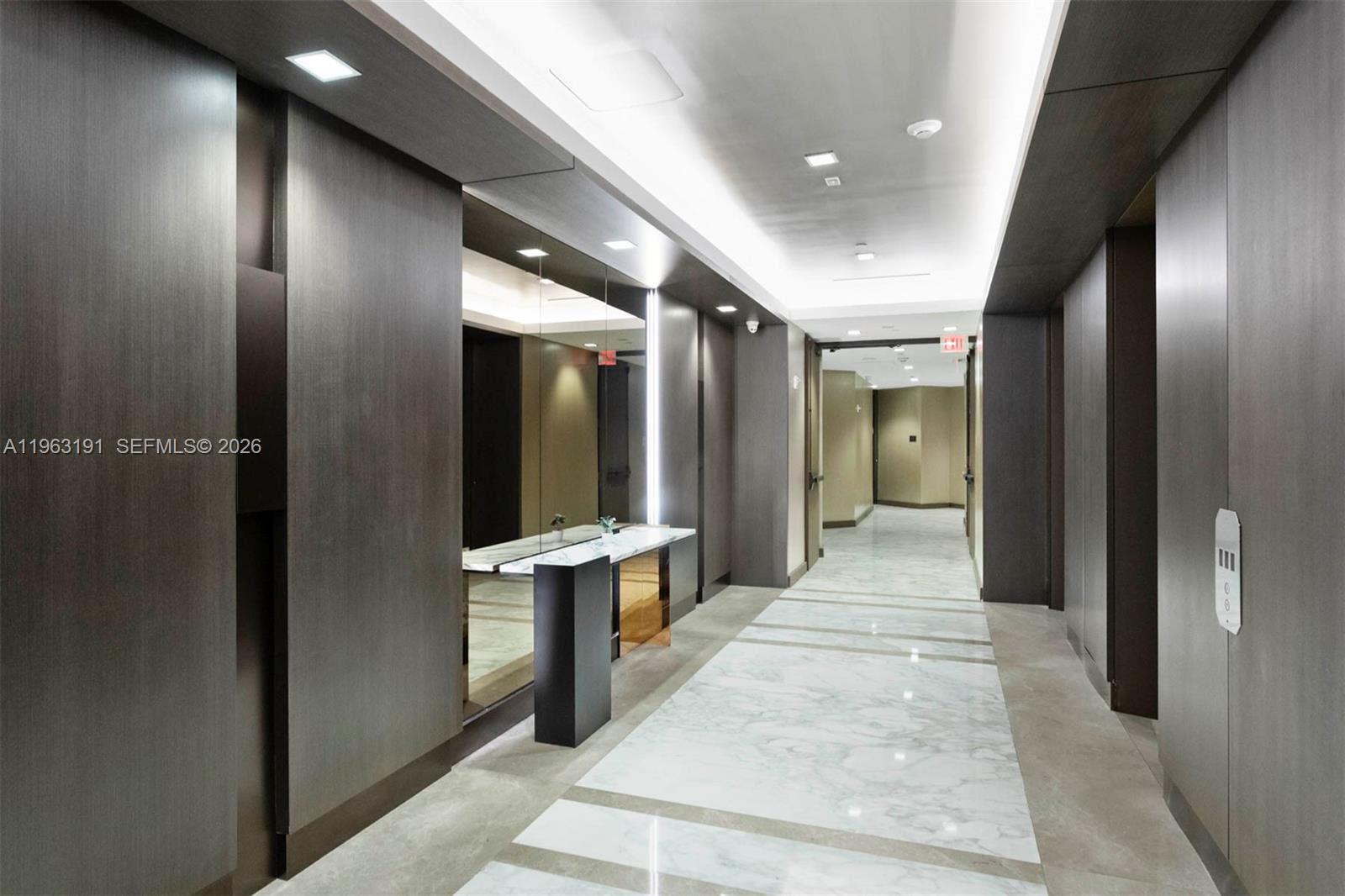 Photo of 19500 Turnberry Way  #20-C, Aventura, Florida, 33180 - 