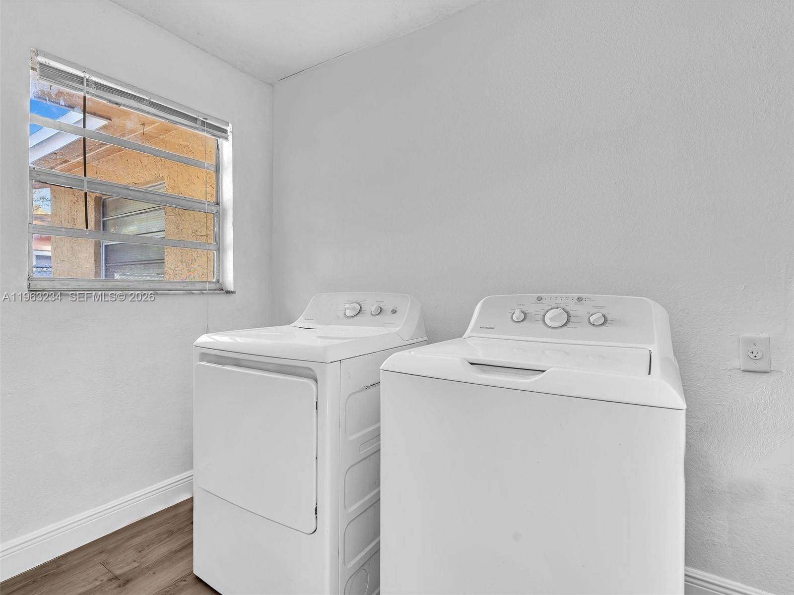   /  1896 sq. ft. $ 2026-02-11 0 Photo