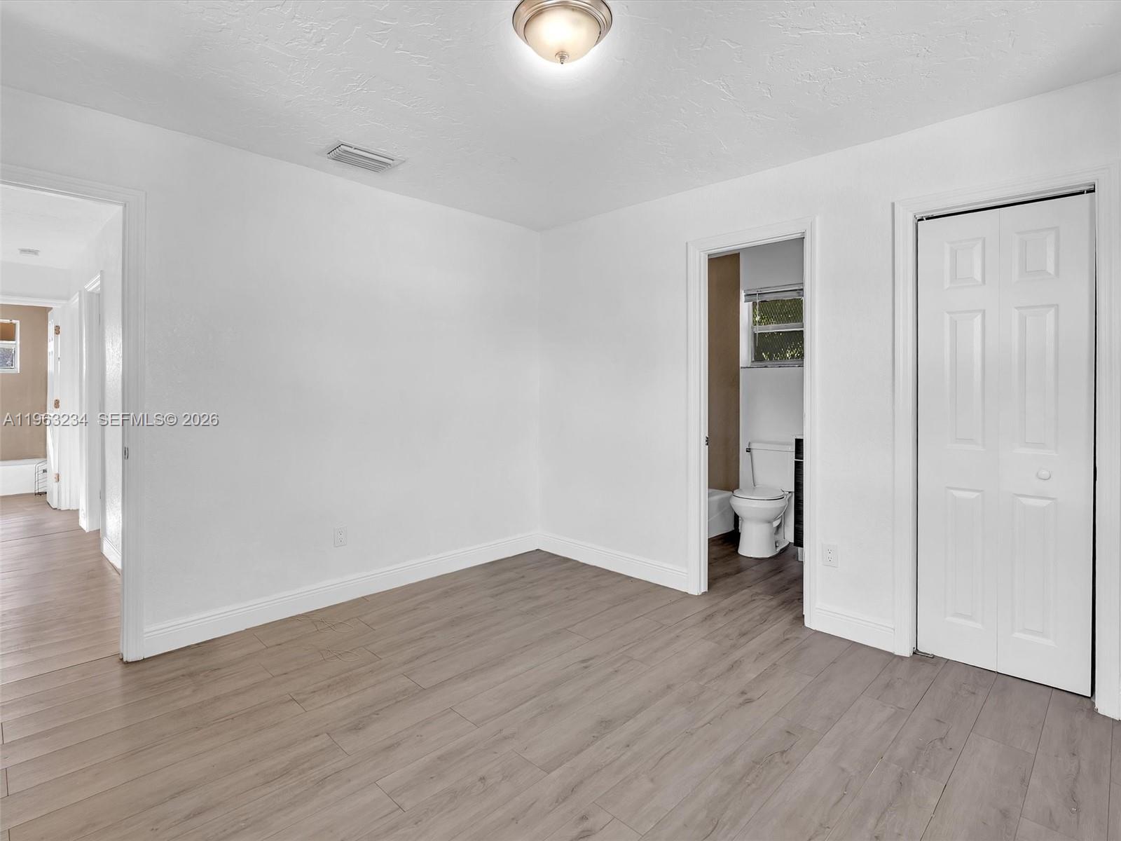   /  1896 sq. ft. $ 2026-02-11 0 Photo