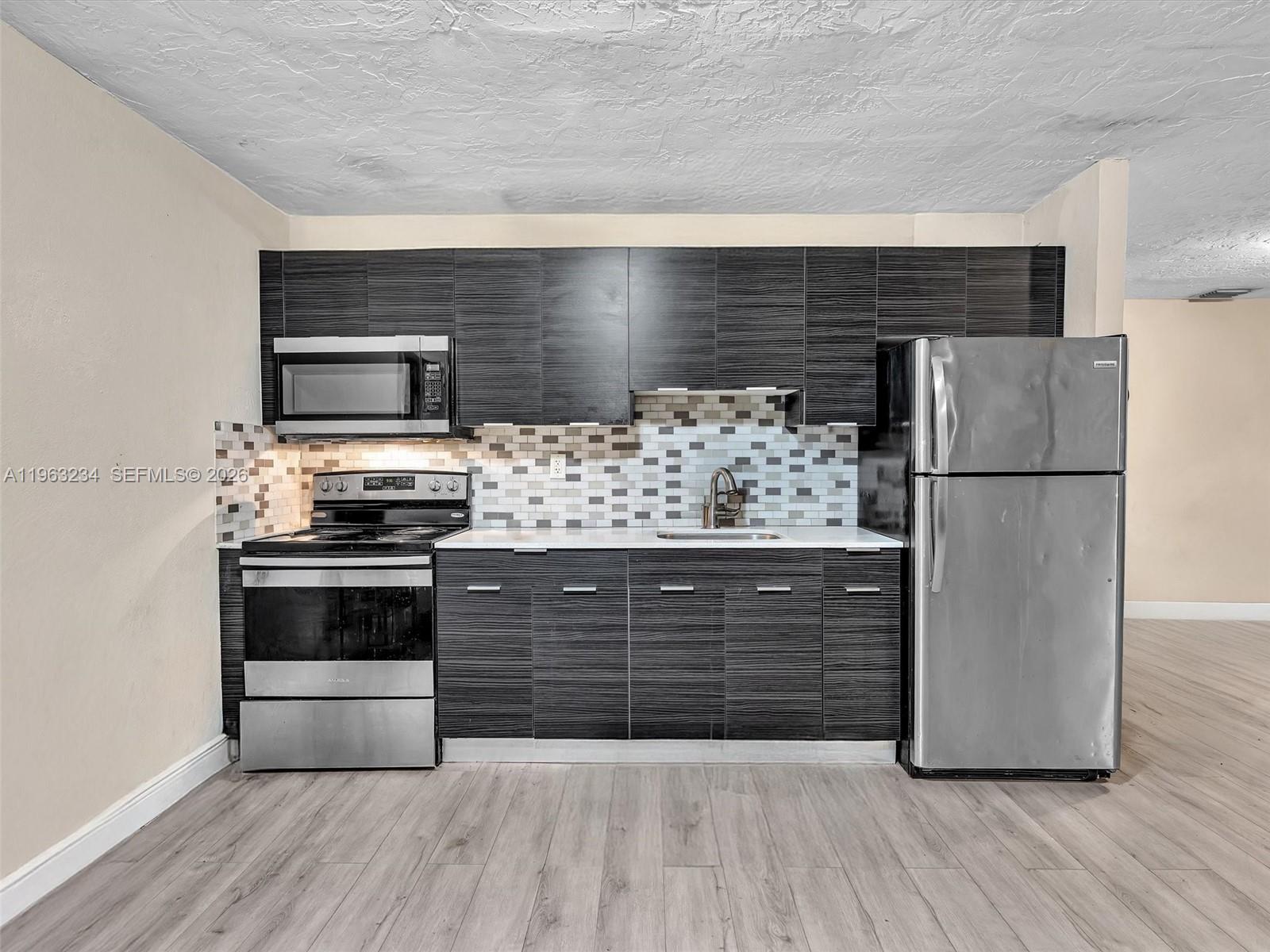   /  1896 sq. ft. $ 2026-02-11 0 Photo