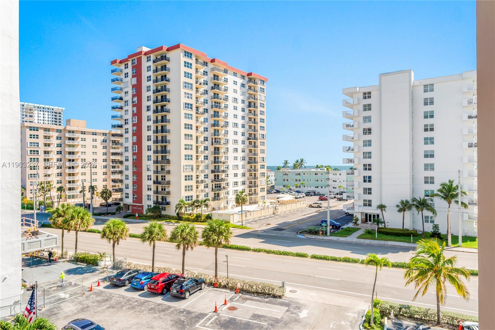 Photo of 1410 Ocean Dr  #503, Hollywood, Florida, 33019 - 