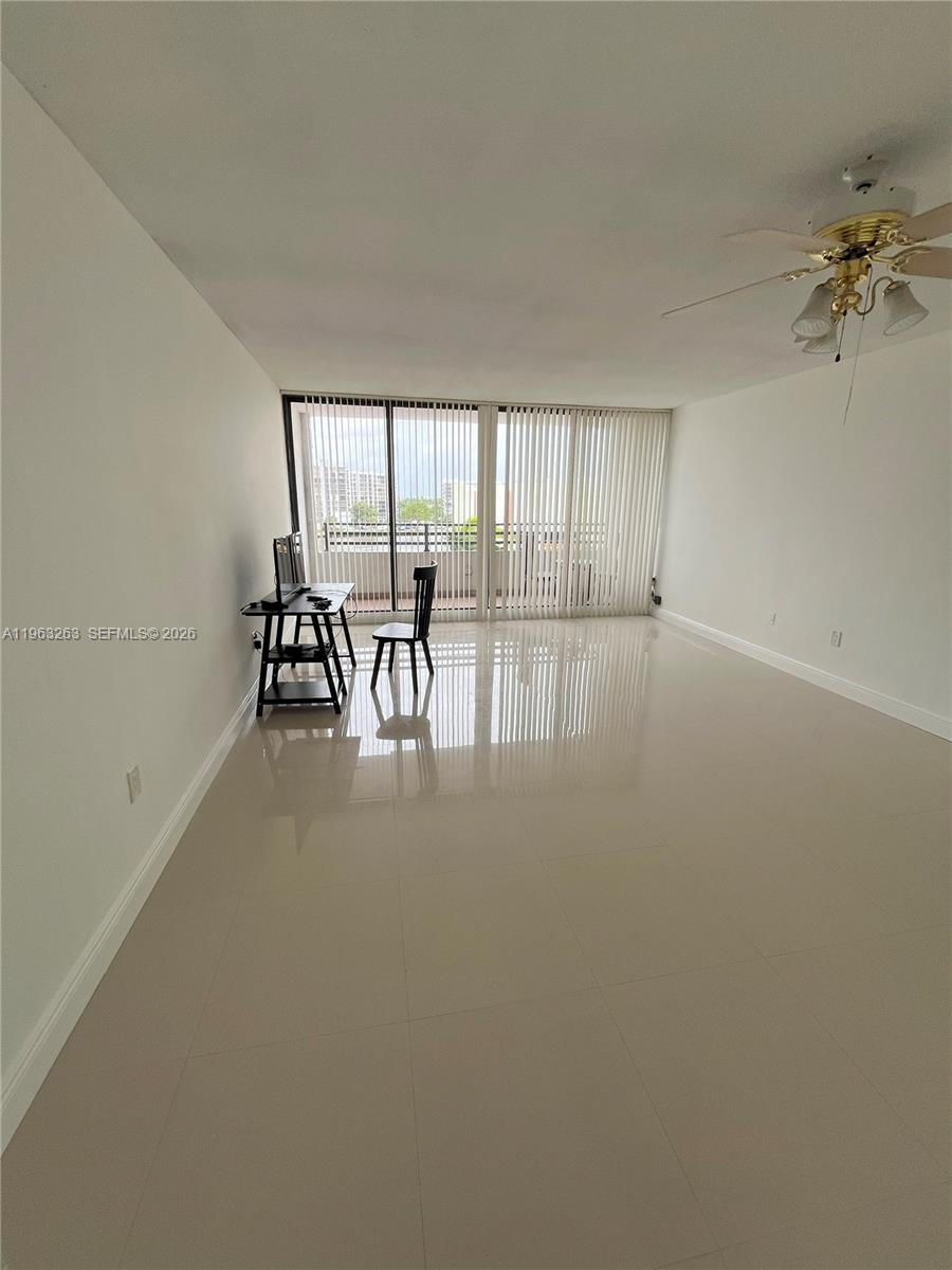Photo of 3505 Ocean Dr  #502, Hollywood, Florida, 33019 - 
