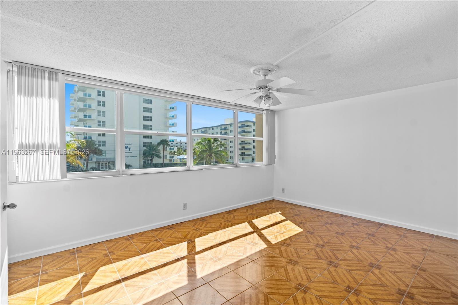 Photo of 1410 Ocean Dr  #208, Hollywood, Florida, 33019 - 