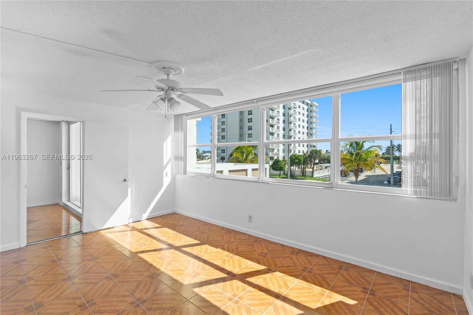 Photo of 1410 Ocean Dr  #208, Hollywood, Florida, 33019 - 