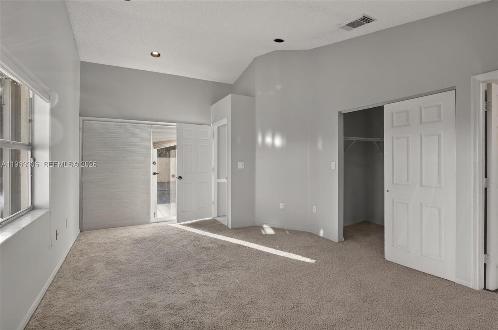 Photo of 1150 Queen Palm Ct  (1150), Hollywood, Florida, 33019 - 