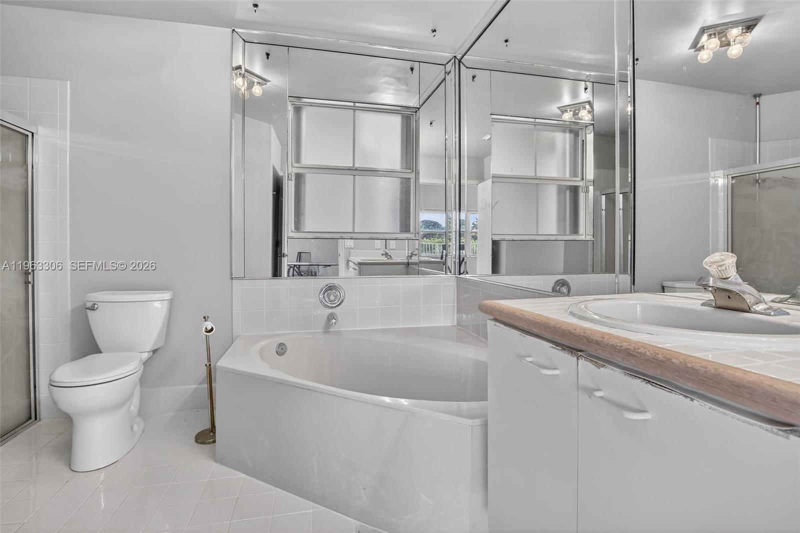 Photo of 1150 Queen Palm Ct  (1150), Hollywood, Florida, 33019 - 