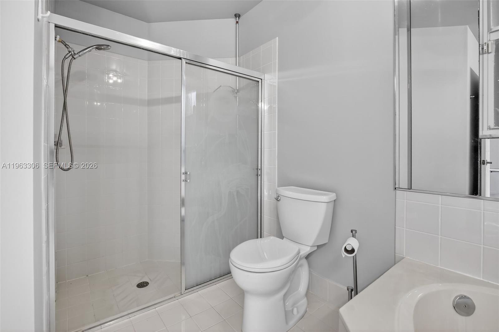 Photo of 1150 Queen Palm Ct  (1150), Hollywood, Florida, 33019 - 