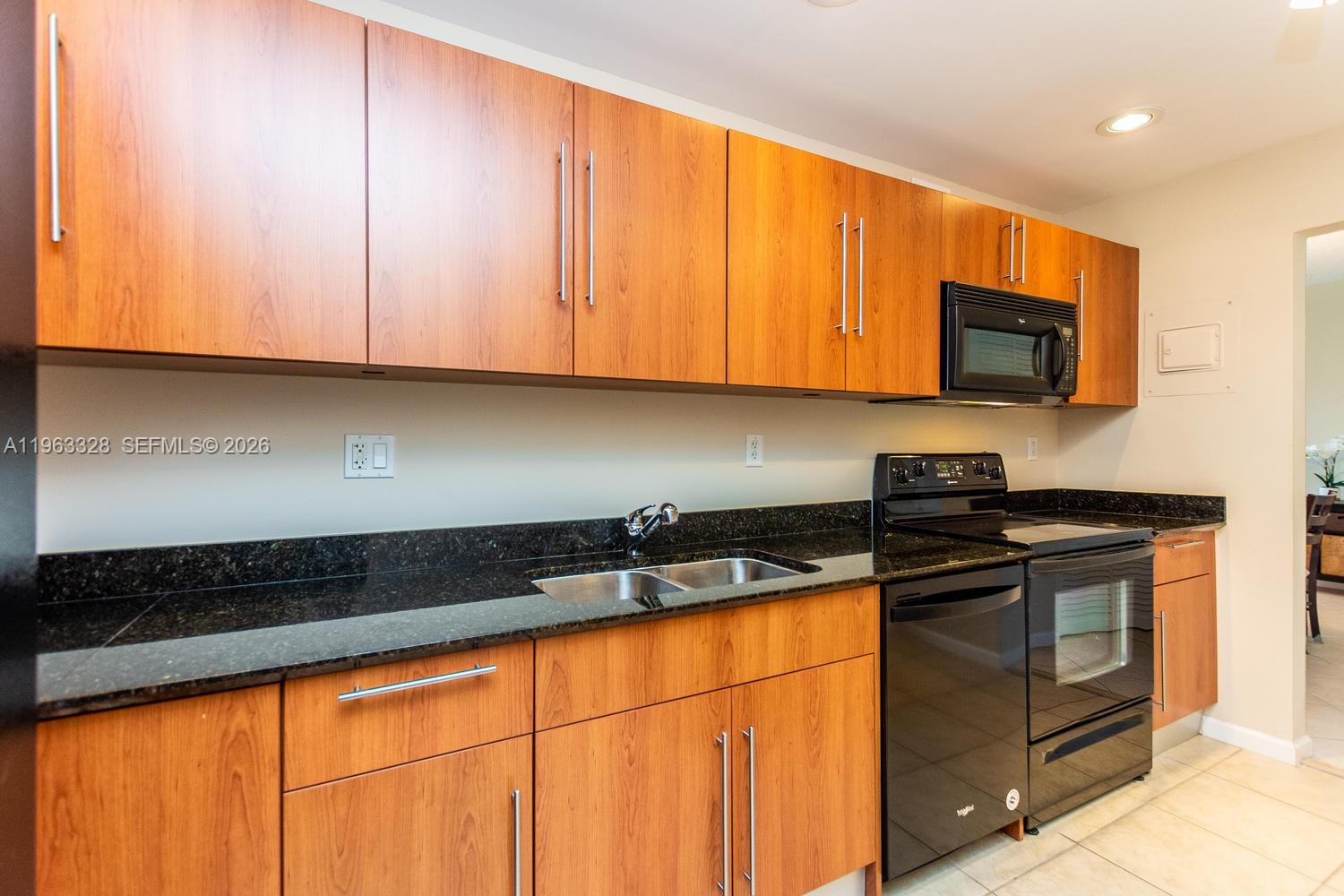 Photo of 3000 Ocean Dr  #316, Hollywood, Florida, 33019 - 