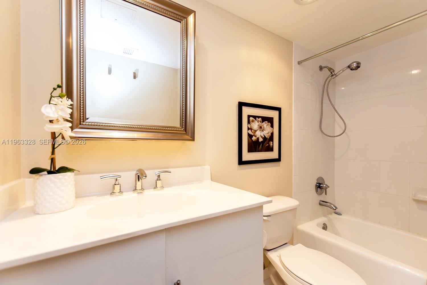 Photo of 3000 Ocean Dr  #316, Hollywood, Florida, 33019 - 