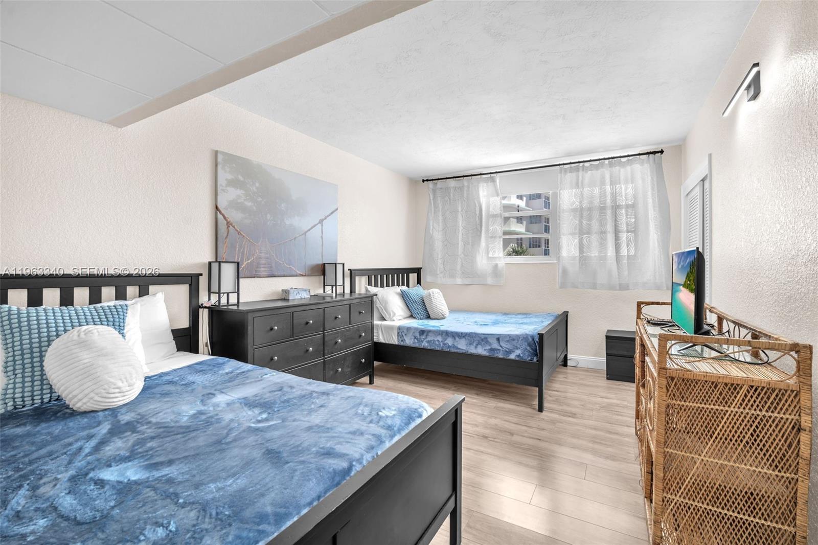 Photo of 3801 Ocean Dr  #2W, Hollywood, Florida, 33019 - 