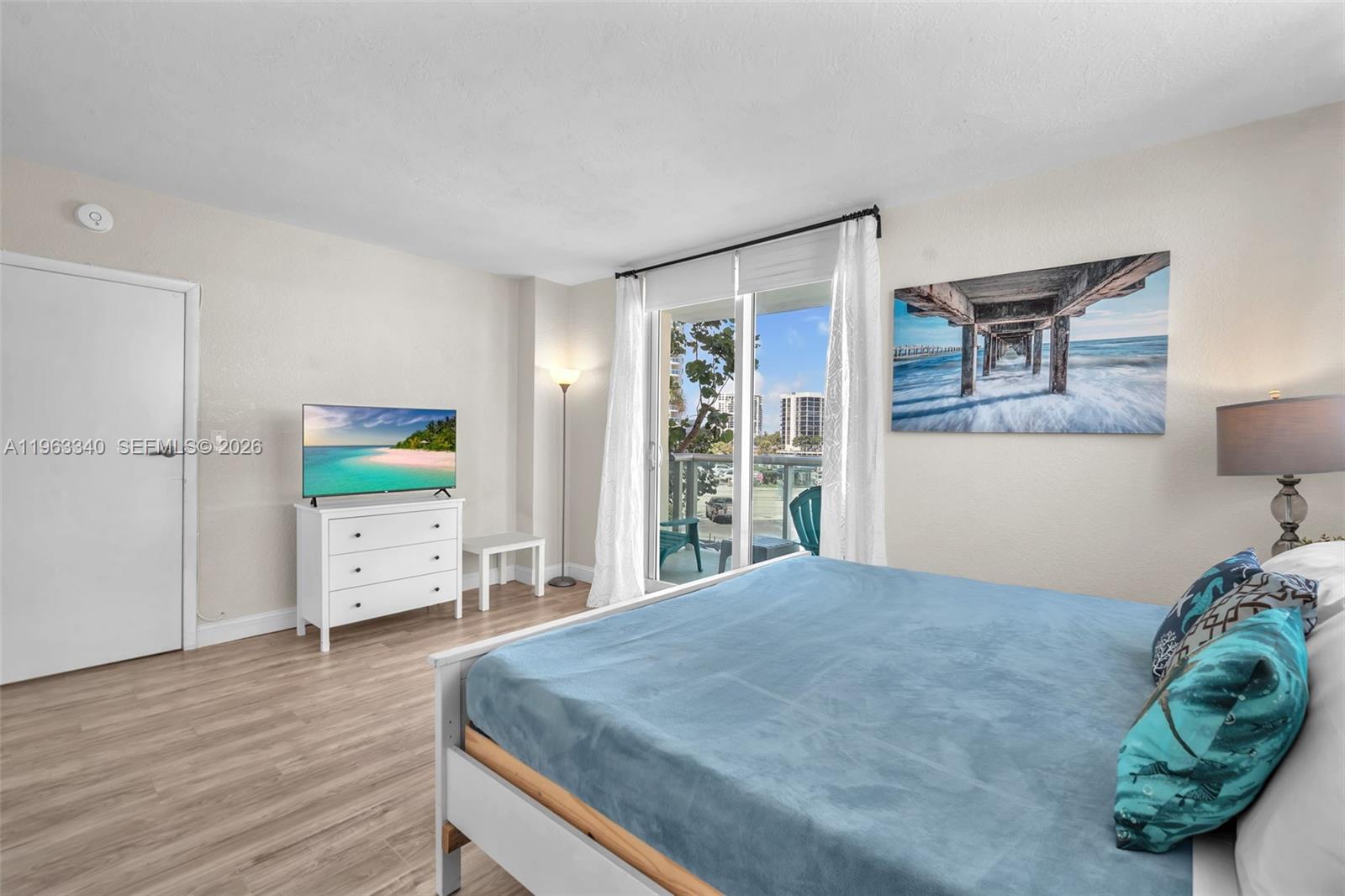 Photo of 3801 Ocean Dr  #2W, Hollywood, Florida, 33019 - 