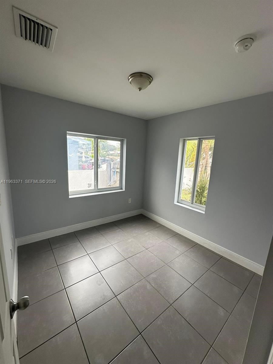   /  1552 кв.футов $ 2026-02-11 0 Фото