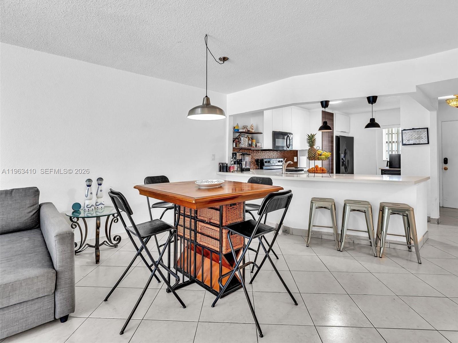 See details 116-1 2 / 2 1315 sq. ft. $ 2026-02-11 0 Photo