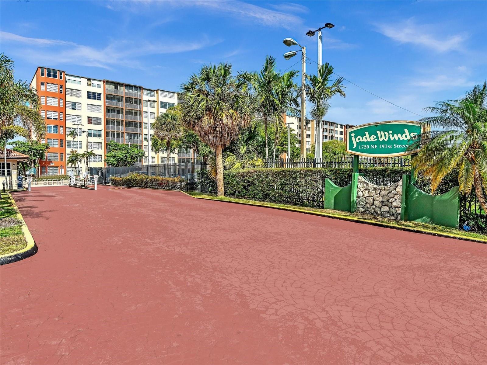 See details 116-1 2 / 2 1315 sq. ft. $ 2026-02-11 0 Photo