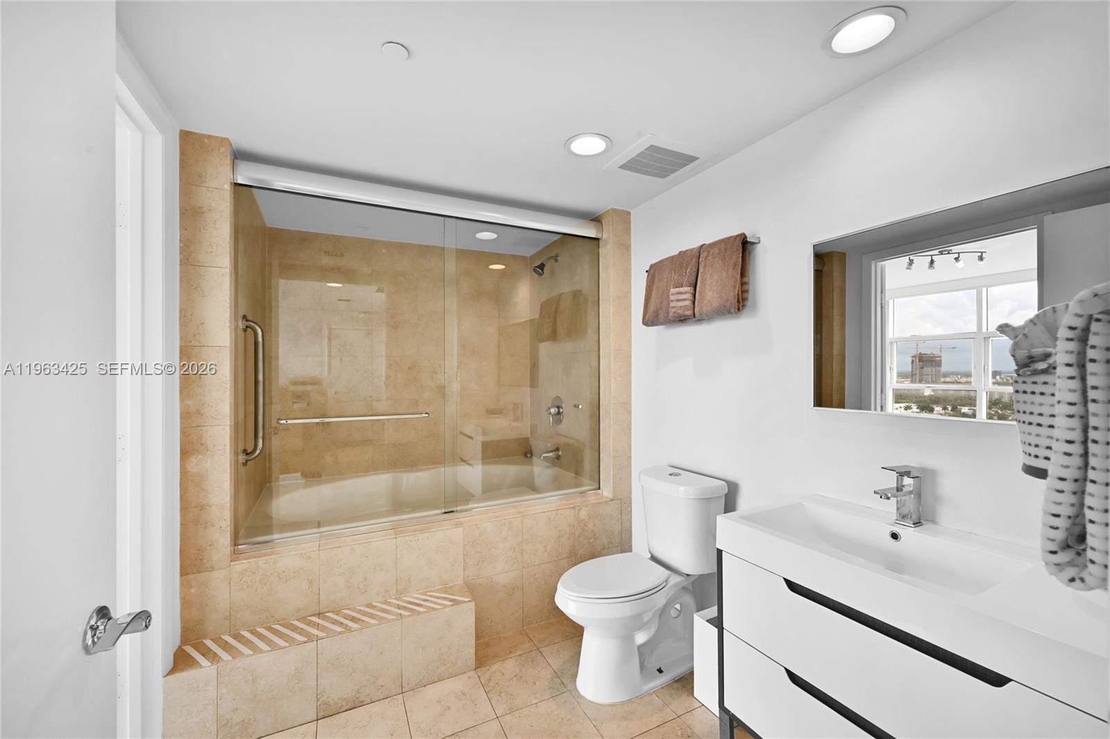 1907 1 / 1 871 sq. ft. $ 2026-02-11 0 foto