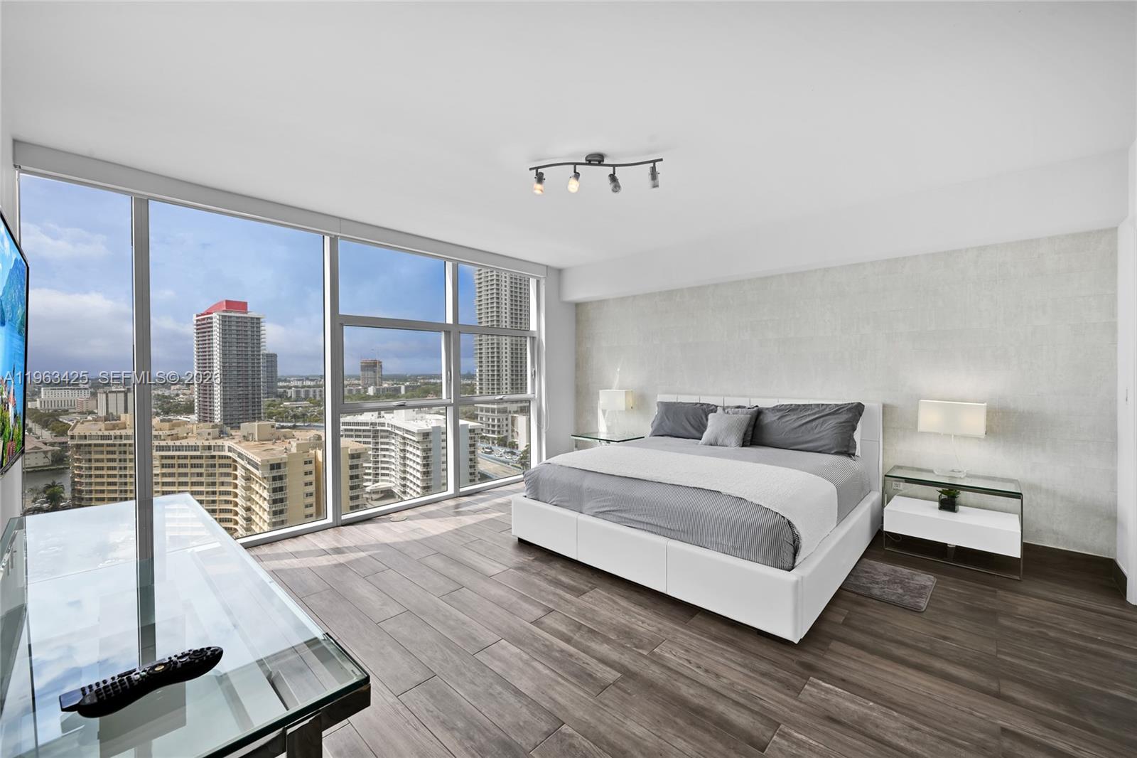 1907 1 / 1 871 sq. ft. $ 2026-02-11 0 foto