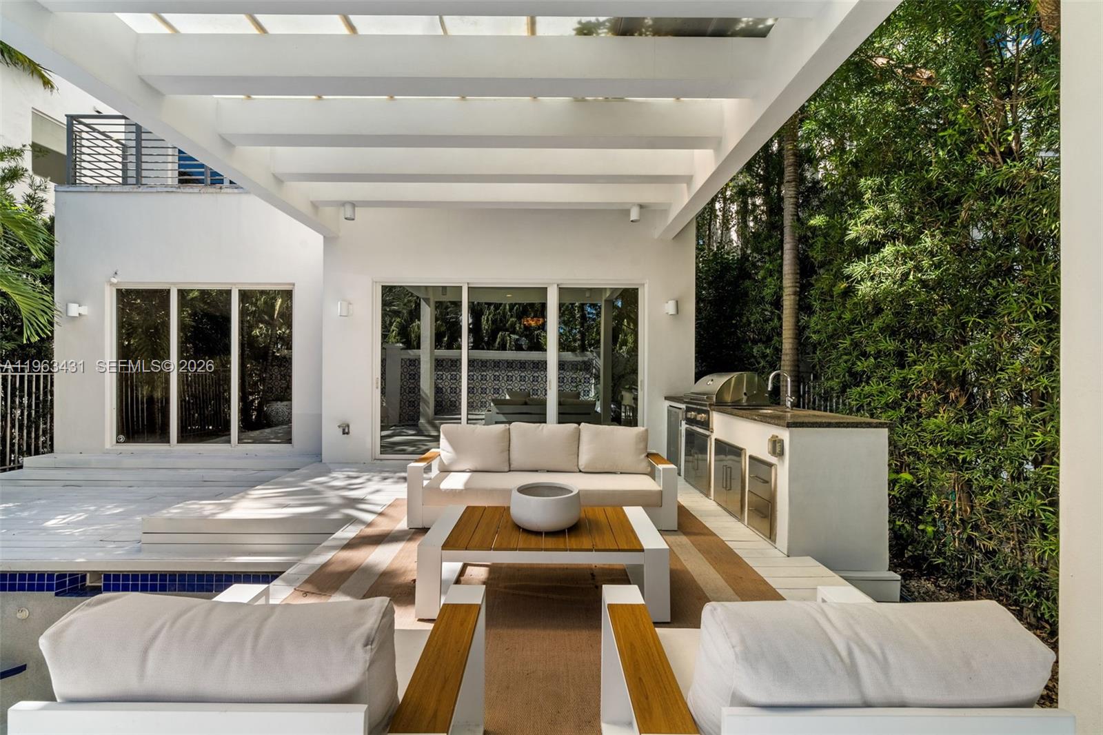 Photo of 18935 Atlantic Blvd (18935), Sunny Isles Beach, Florida, 33160 -