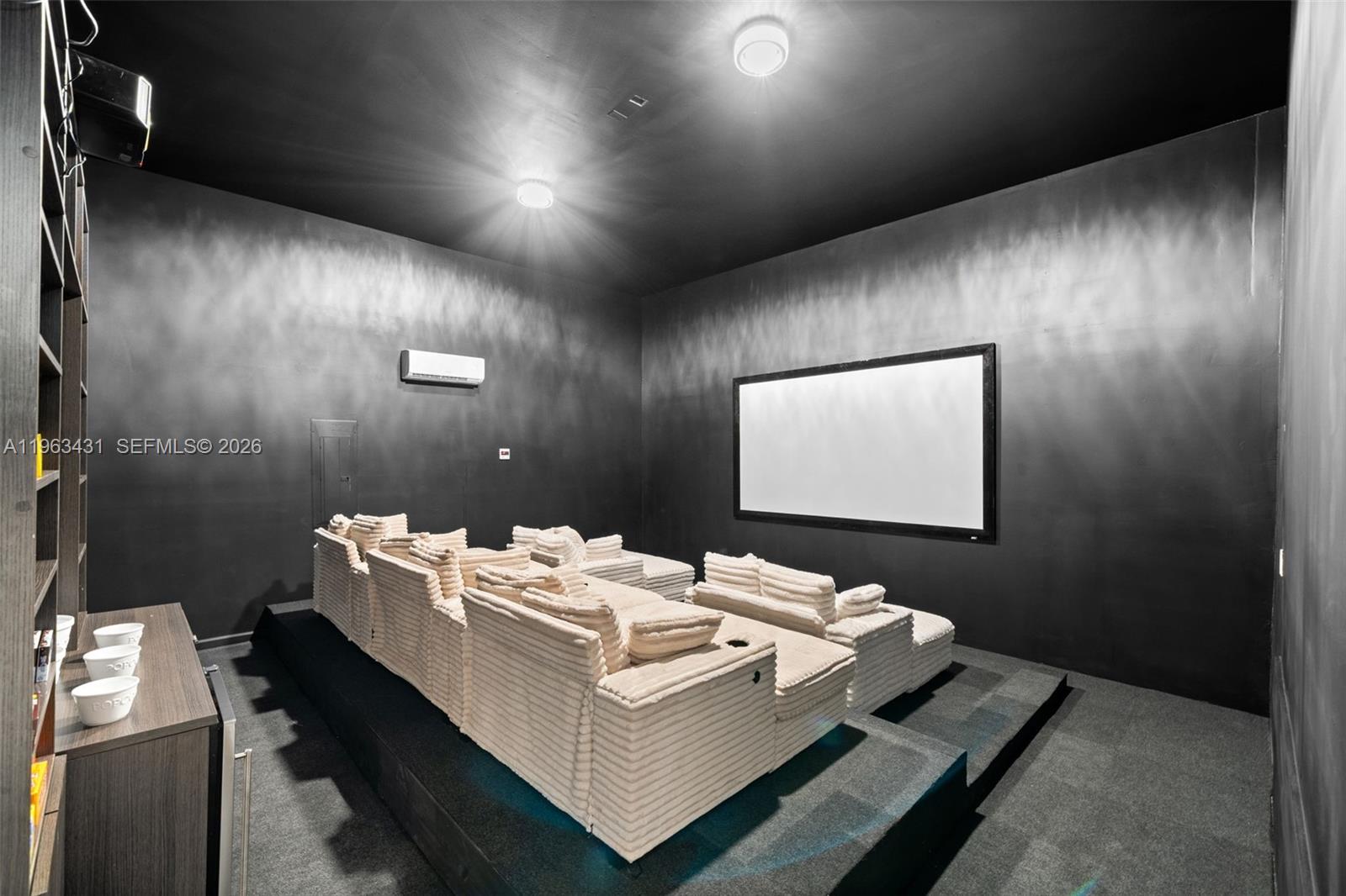 Photo of 18935 Atlantic Blvd (18935), Sunny Isles Beach, Florida, 33160 -