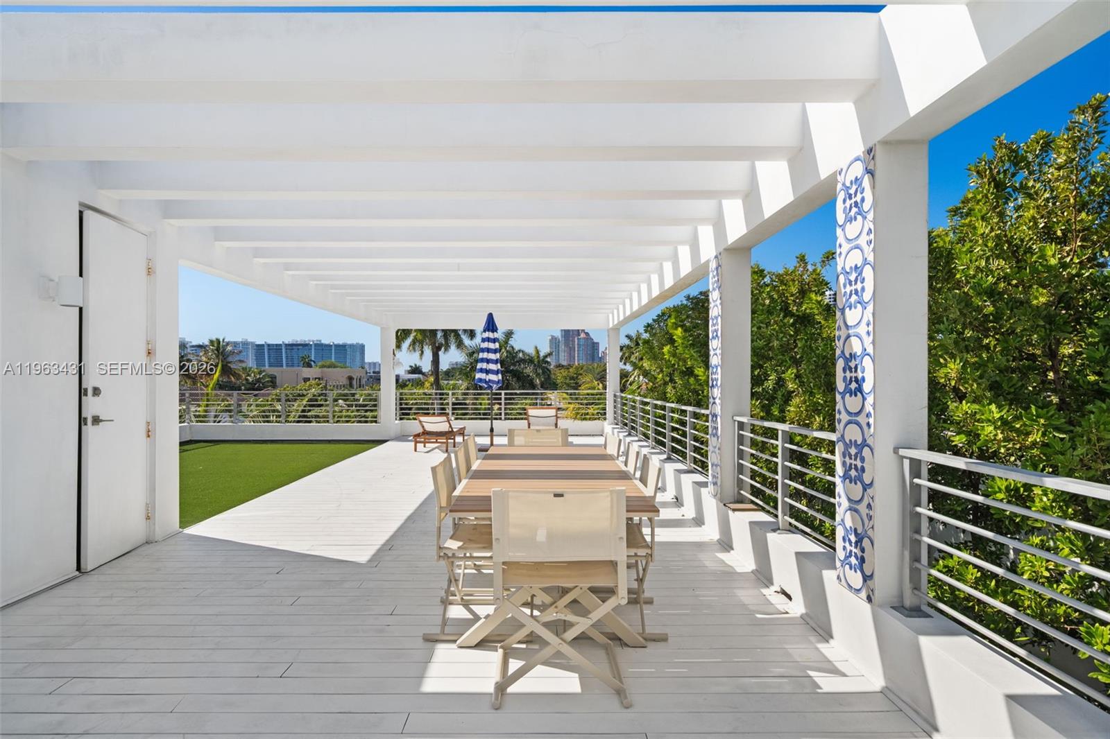 Photo of 18935 Atlantic Blvd (18935), Sunny Isles Beach, Florida, 33160 -