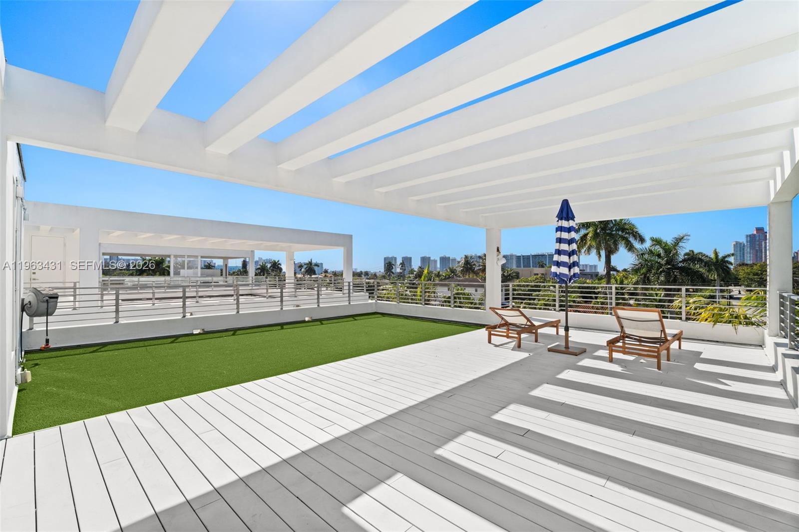 Photo of 18935 Atlantic Blvd (18935), Sunny Isles Beach, Florida, 33160 -