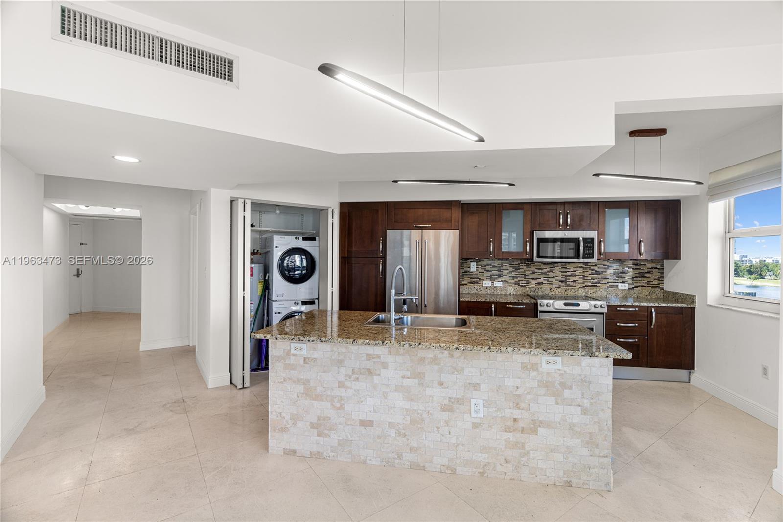 Photo of 20000 Country Club Dr #716, Aventura, Florida, 33180 -