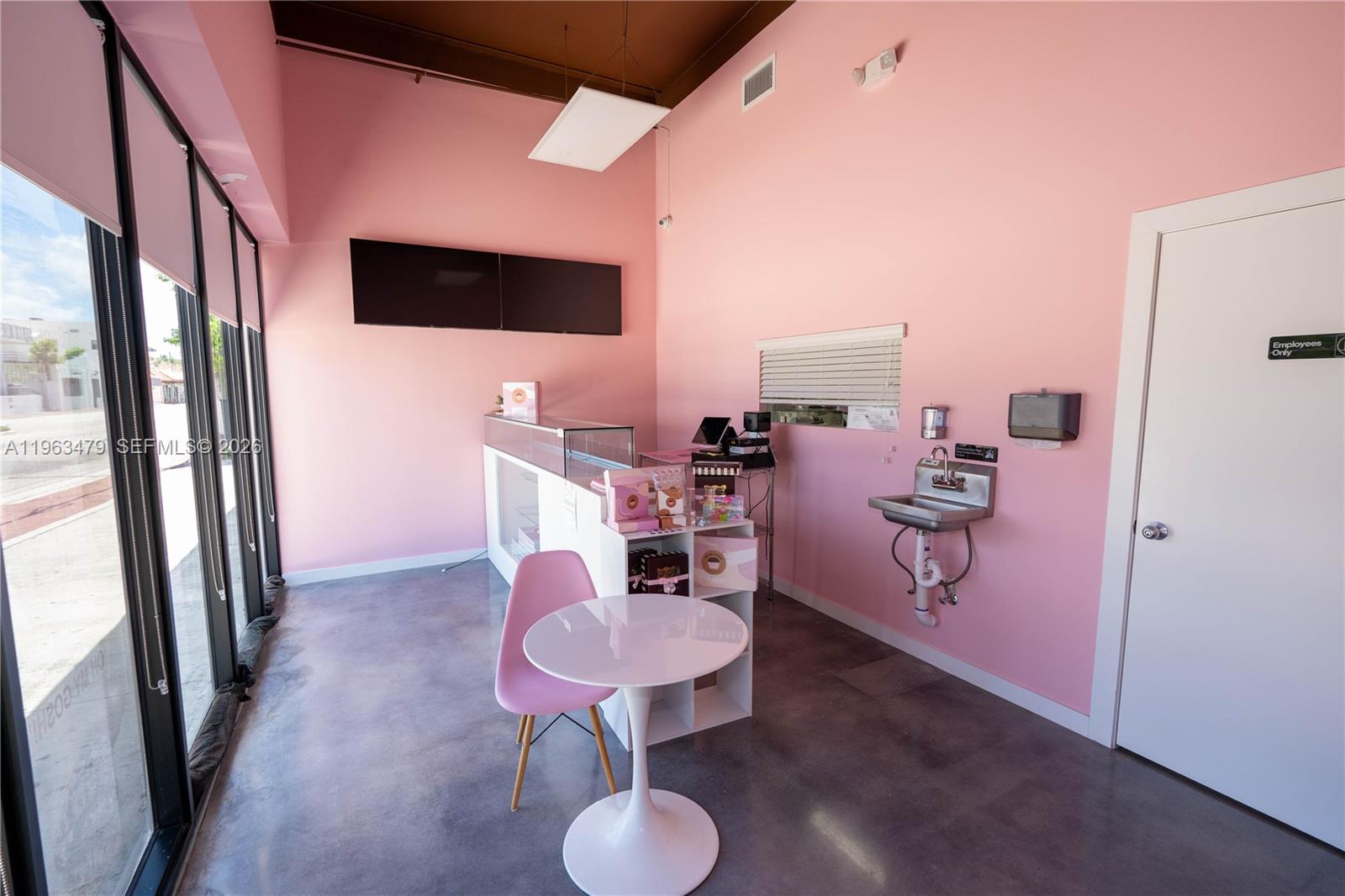 Ver detalles / sq. ft. $ 2026-02-16 0 foto