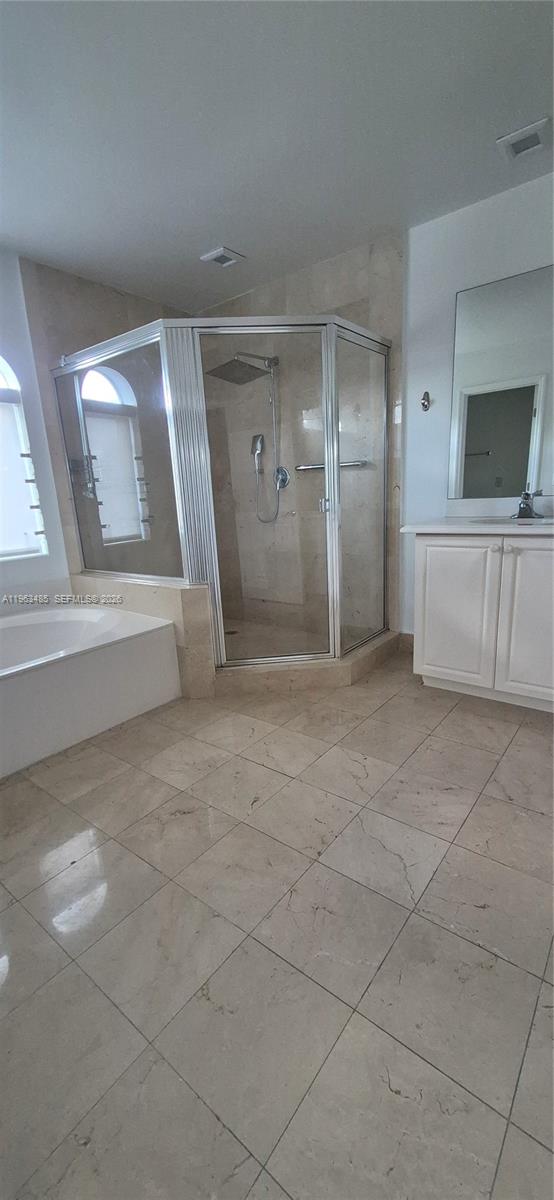 Photo of   , Aventura, Florida, 33180 - 