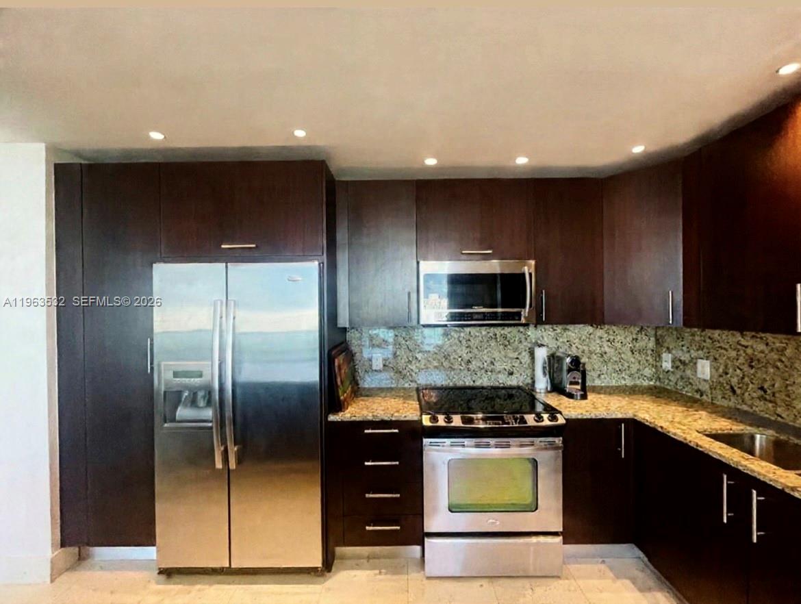 Photo of 1945 Ocean Dr  #1812, Hallandale Beach, Florida, 33009 - 