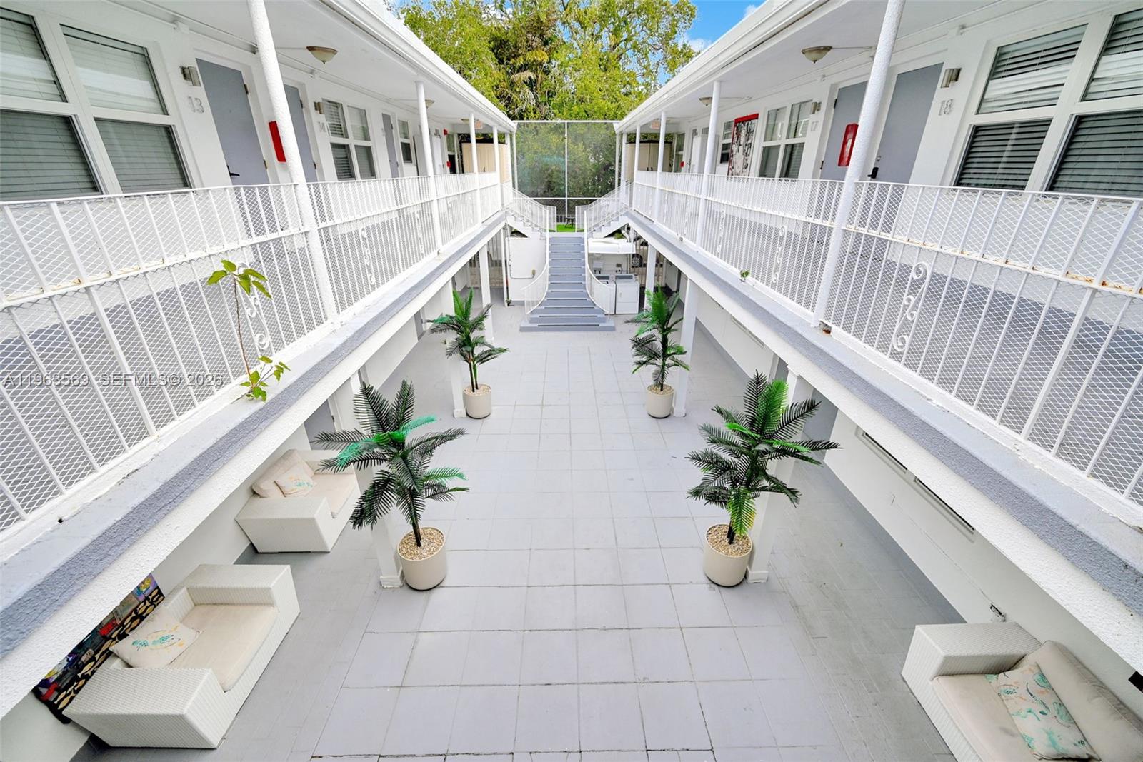   /   sq. ft. $ 2026-02-11 0 foto