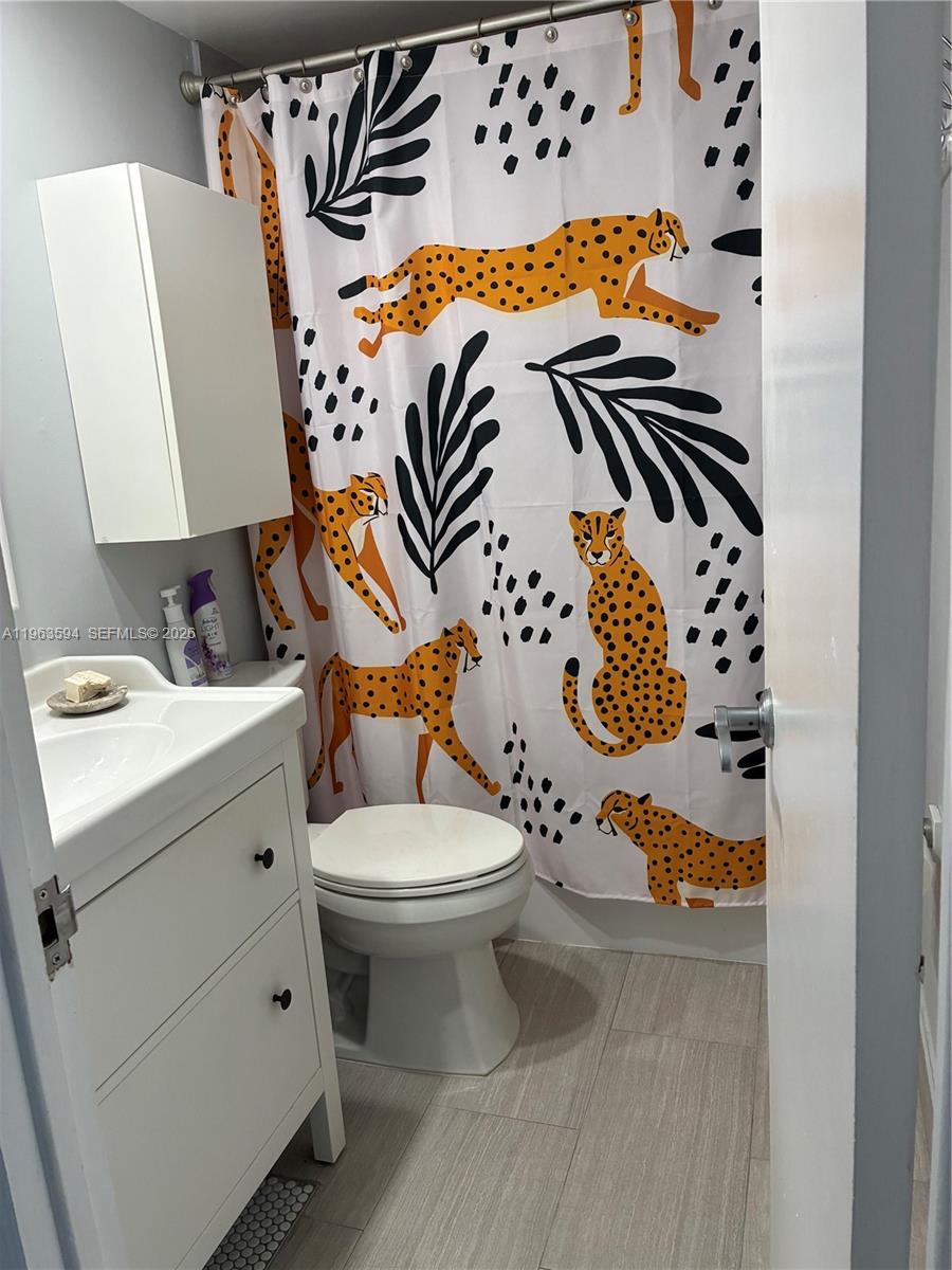 See details 15M 1 / 2 870 sq. ft. $ 2026-02-11 0 Photo