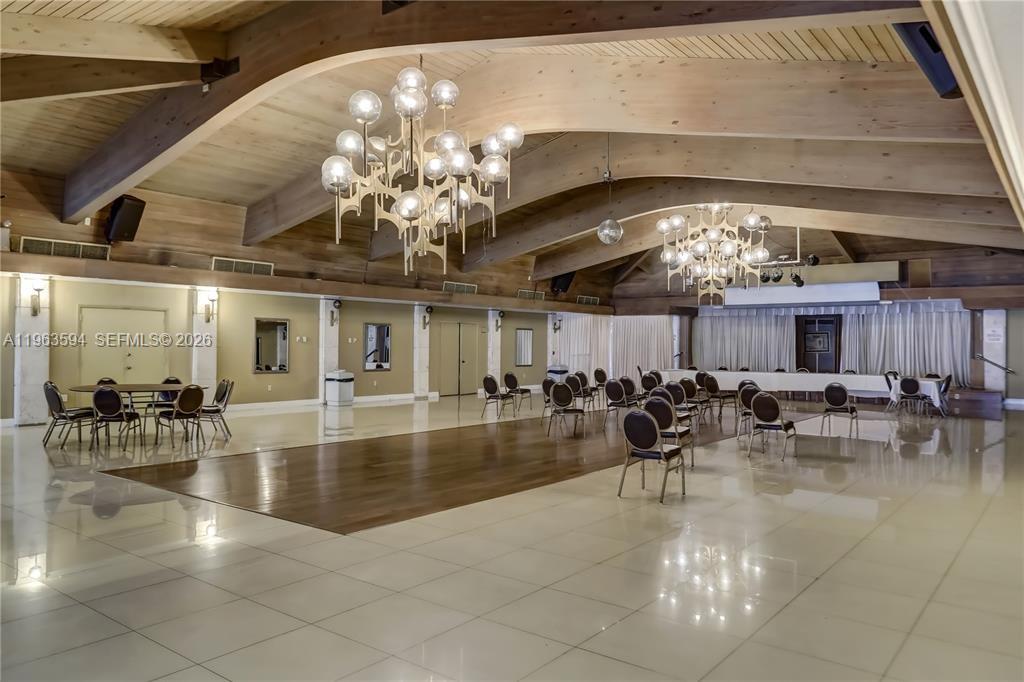 See details 15M 1 / 2 870 sq. ft. $ 2026-02-11 0 Photo