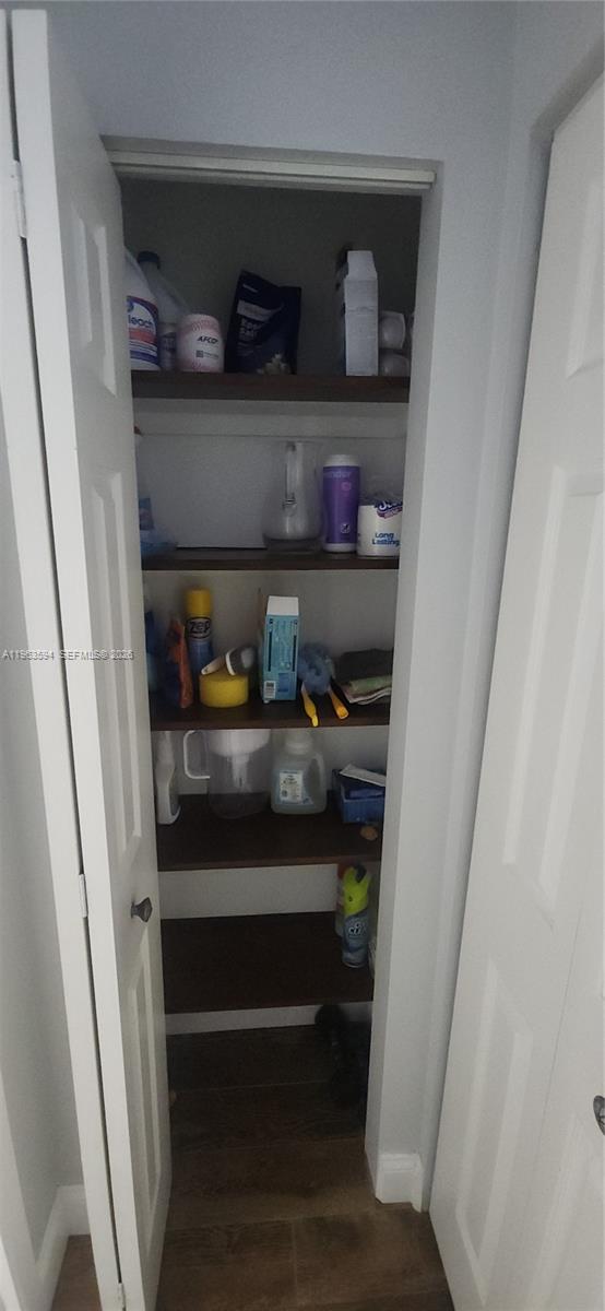 See details 15M 1 / 2 870 sq. ft. $ 2026-02-11 0 Photo