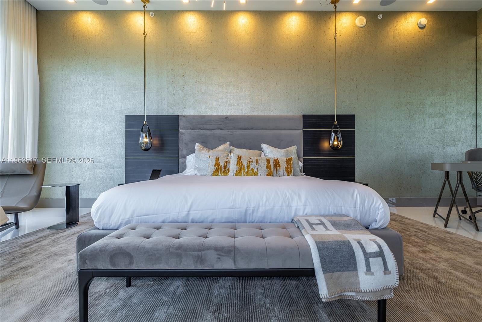 PH-1 4 / 6 4955 sq. ft. $ 2026-02-11 0 Photo