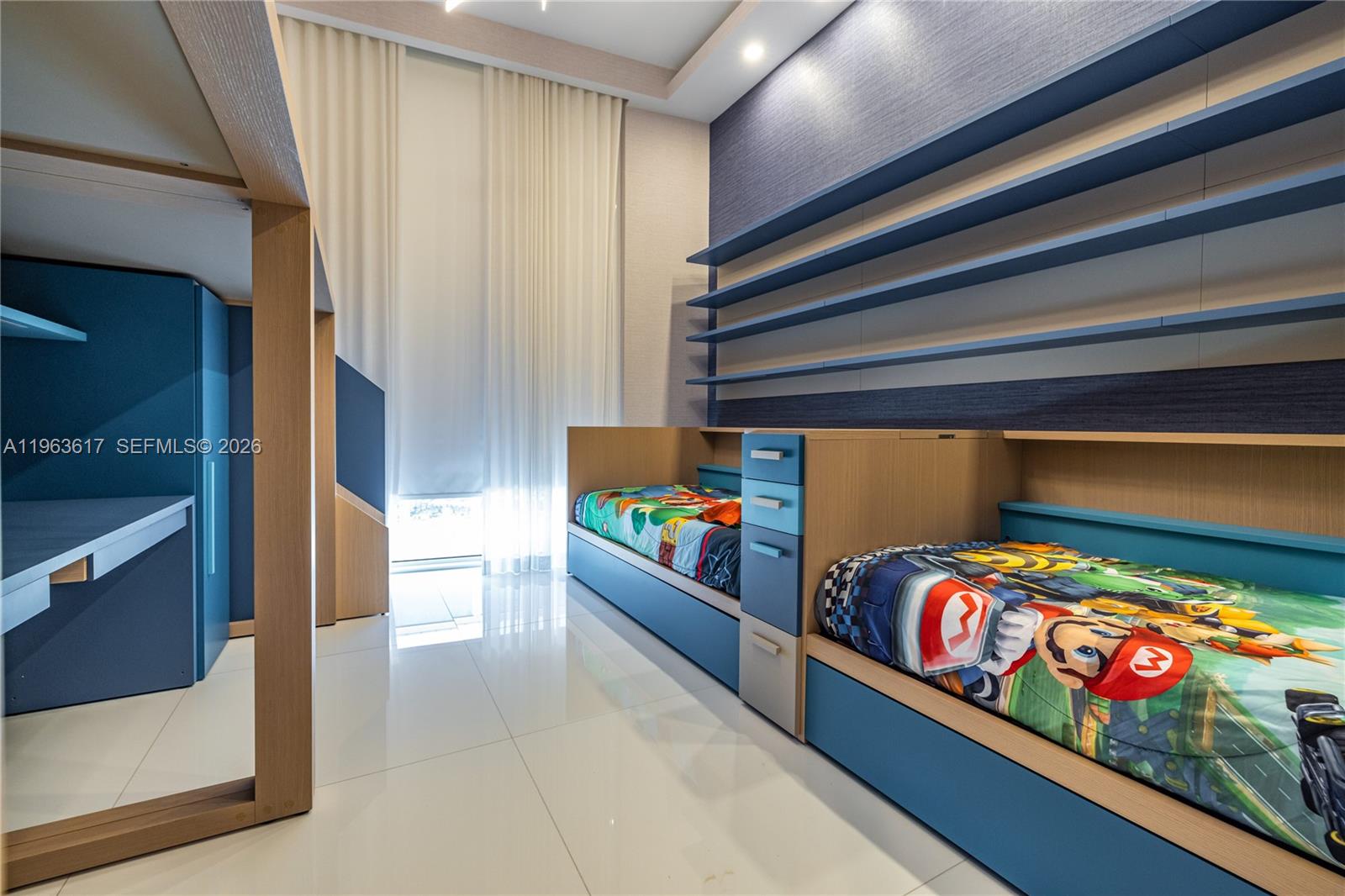 PH-1 4 / 6 4955 sq. ft. $ 2026-02-11 0 Photo