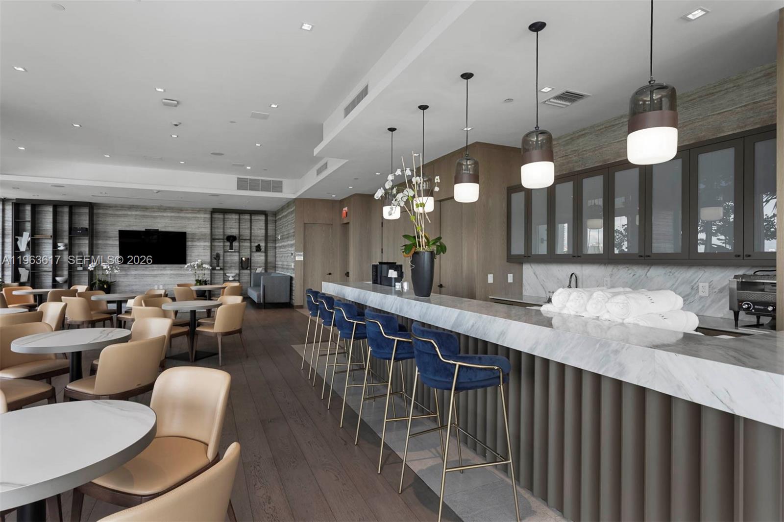 PH-1 4 / 6 4955 sq. ft. $ 2026-02-11 0 Photo