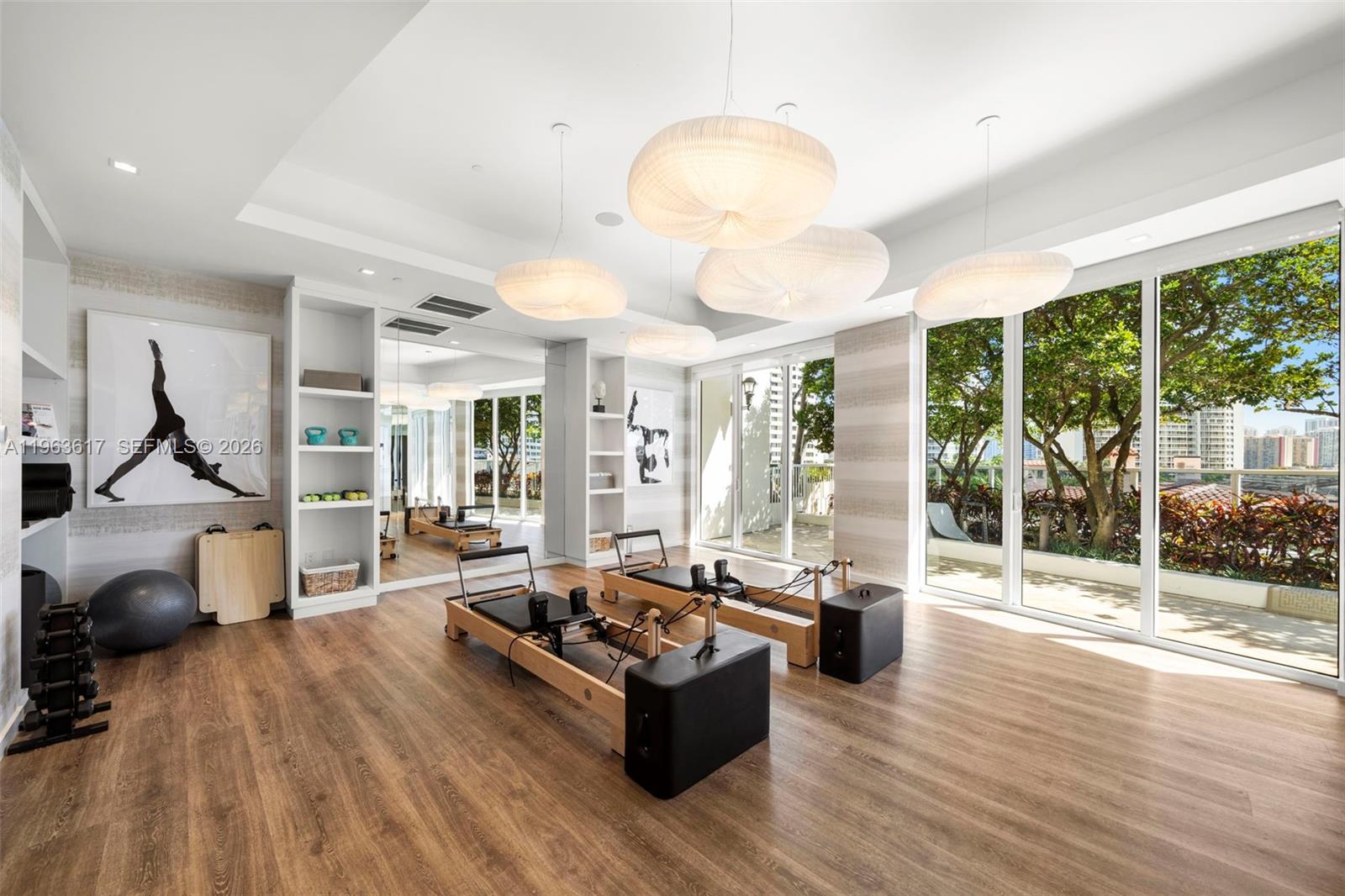 PH-1 4 / 6 4955 sq. ft. $ 2026-02-11 0 foto