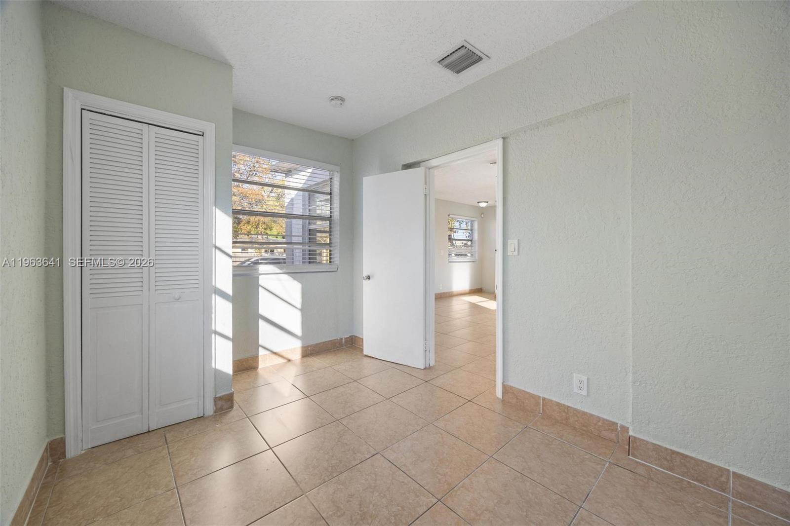   /  1594 sq. ft. $ 2026-02-11 0 Photo