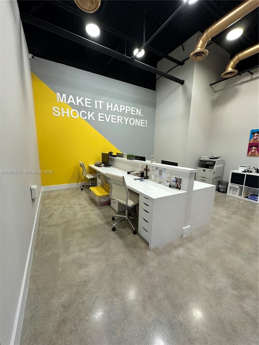 Подробнее 208 / кв.футов $ 2026-02-11 0 Фото