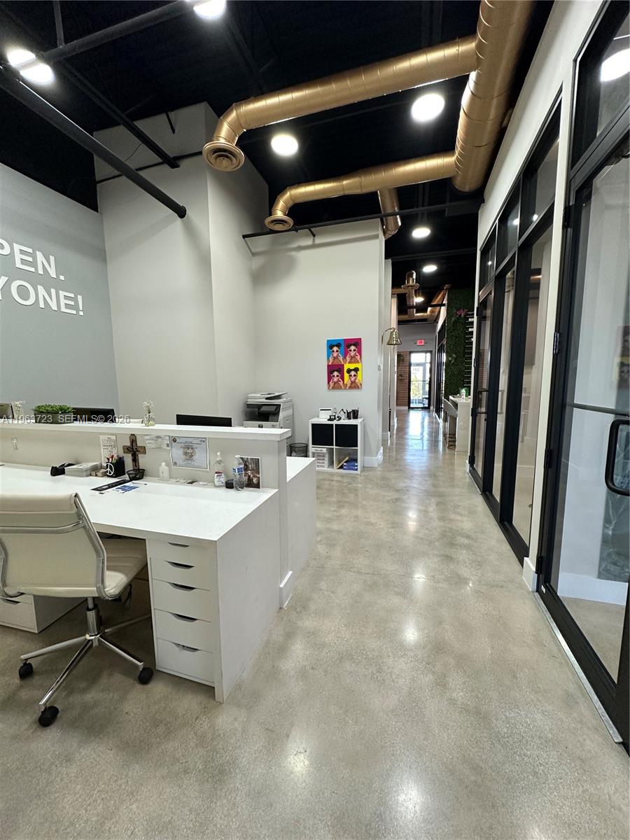 Подробнее 208 / кв.футов $ 2026-02-11 0 Фото