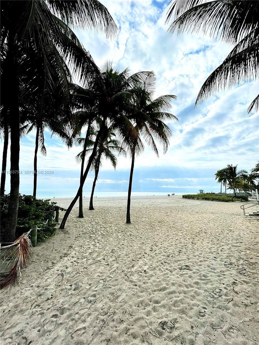 Photo of 1501 Ocean Dr #204, Hollywood, Florida, 33019 -