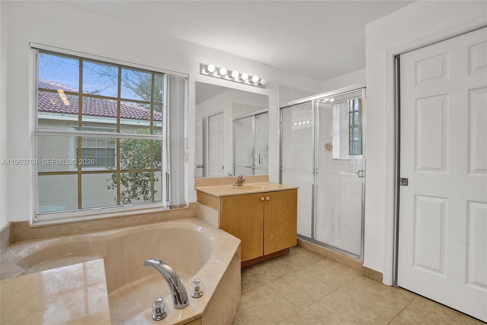 4253 3 / 3 2002 sq. ft. $ 2026-02-11 0 Photo