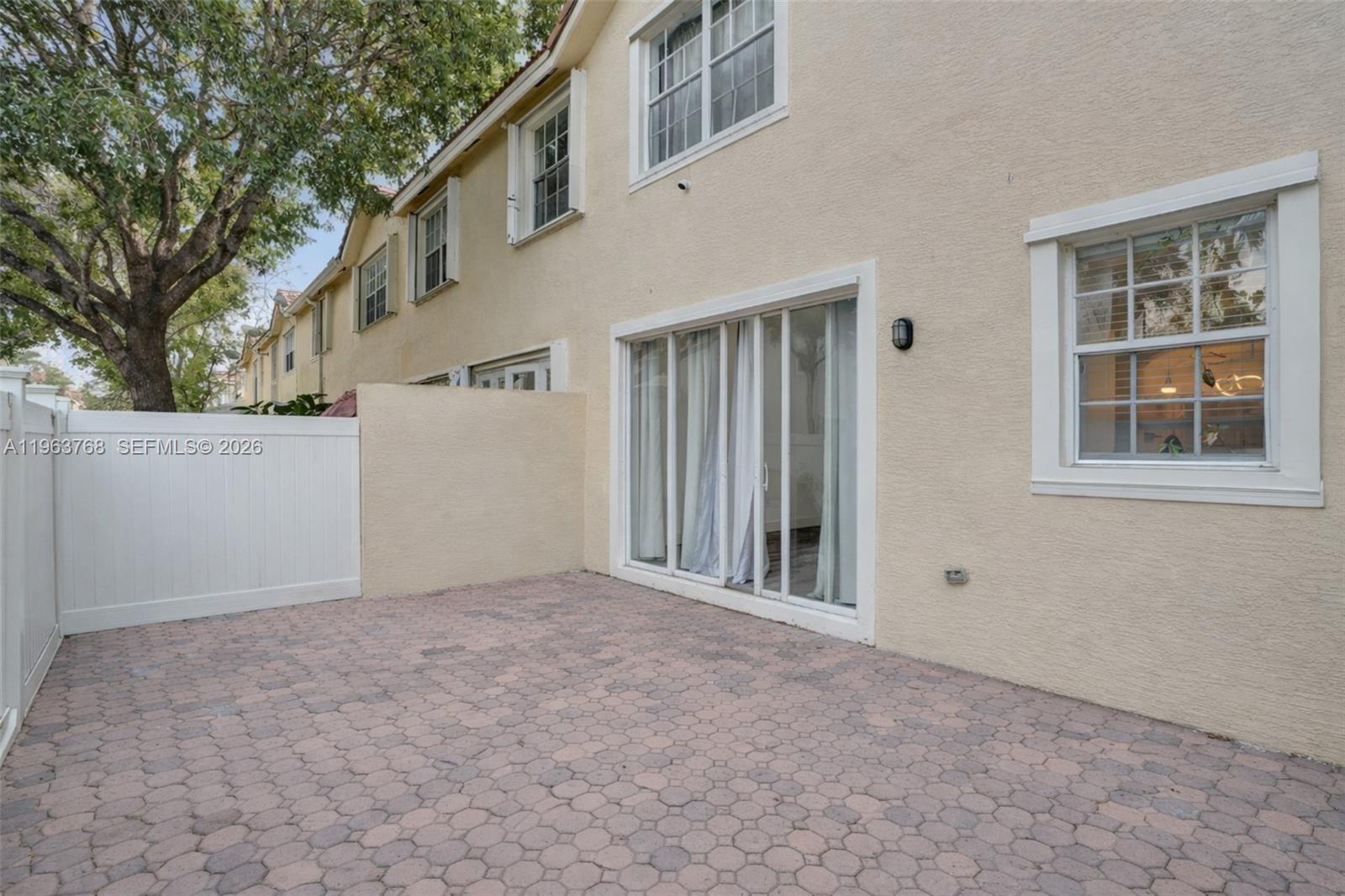 4253 3 / 3 2002 sq. ft. $ 2026-02-11 0 Photo