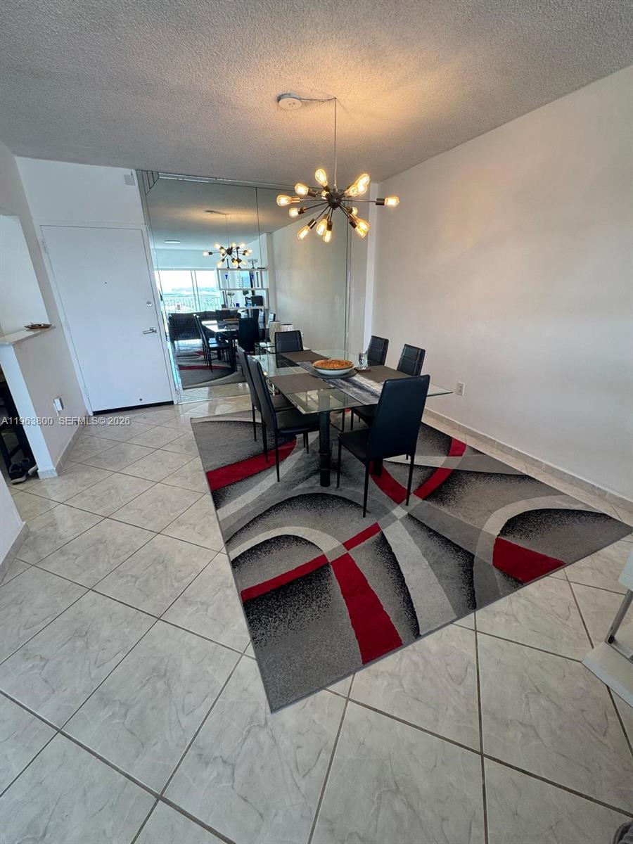 Ver detalles 1908 2 / 2 1220 sq. ft. $ 2026-02-11 0 foto