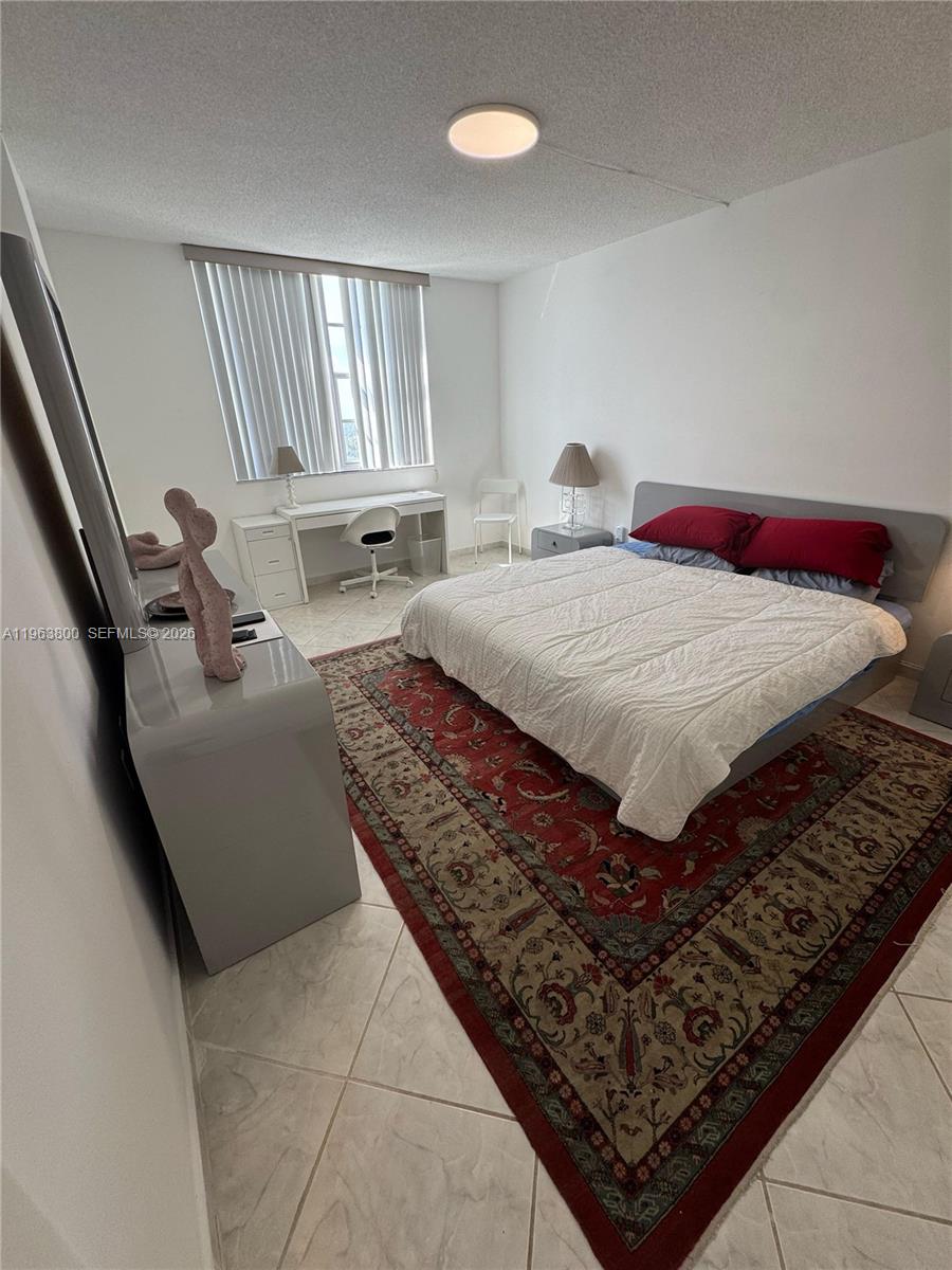 Ver detalles 1908 2 / 2 1220 sq. ft. $ 2026-02-11 0 foto