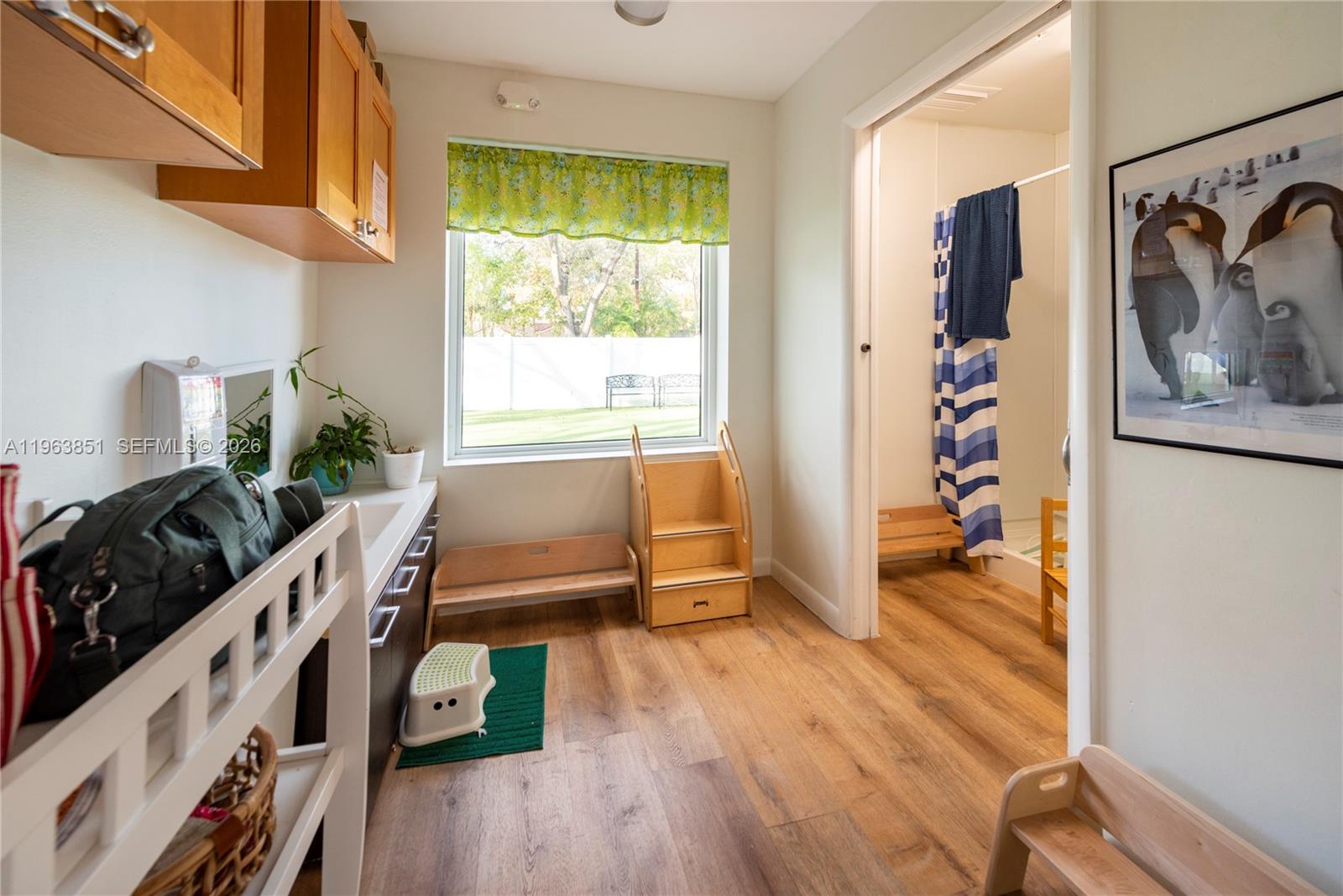   /   sq. ft. $ 2026-02-11 0 foto