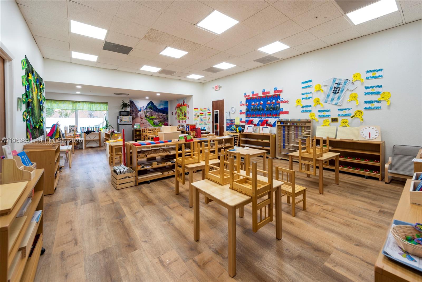   /   sq. ft. $ 2026-02-11 0 foto