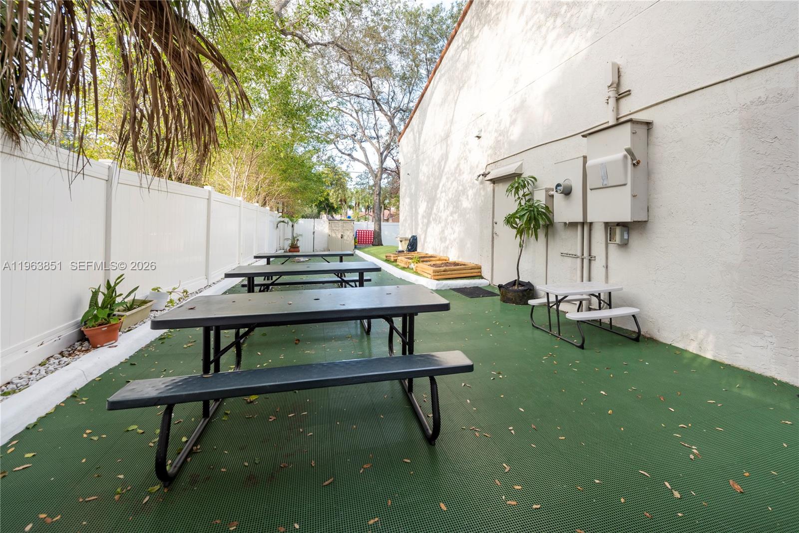   /   sq. ft. $ 2026-02-11 0 foto