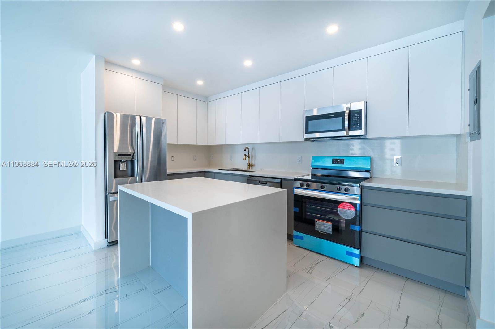 Photo of 19380 Collins Ave #1105, Sunny Isles Beach, Florida, 33160 -