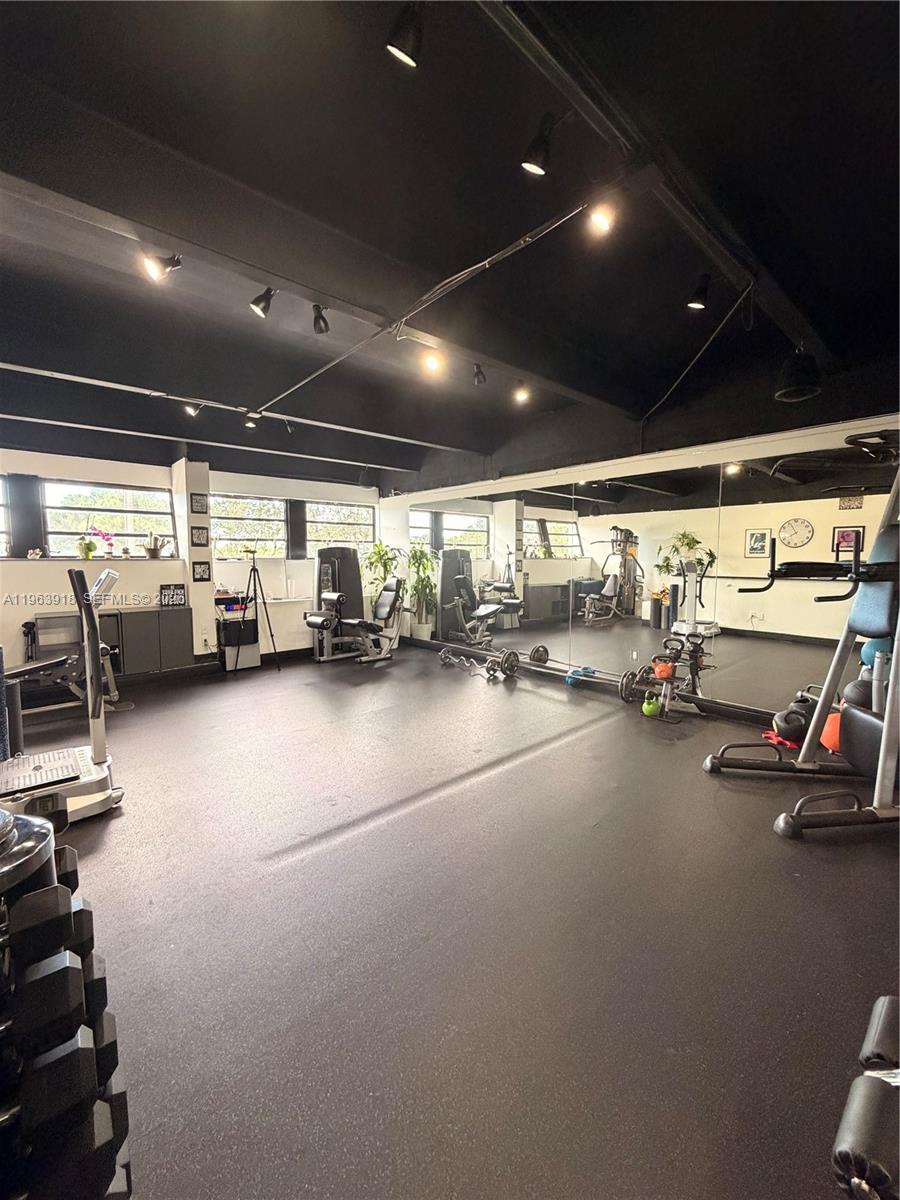 9  /   sq. ft. $ 2026-02-11 0 Photo